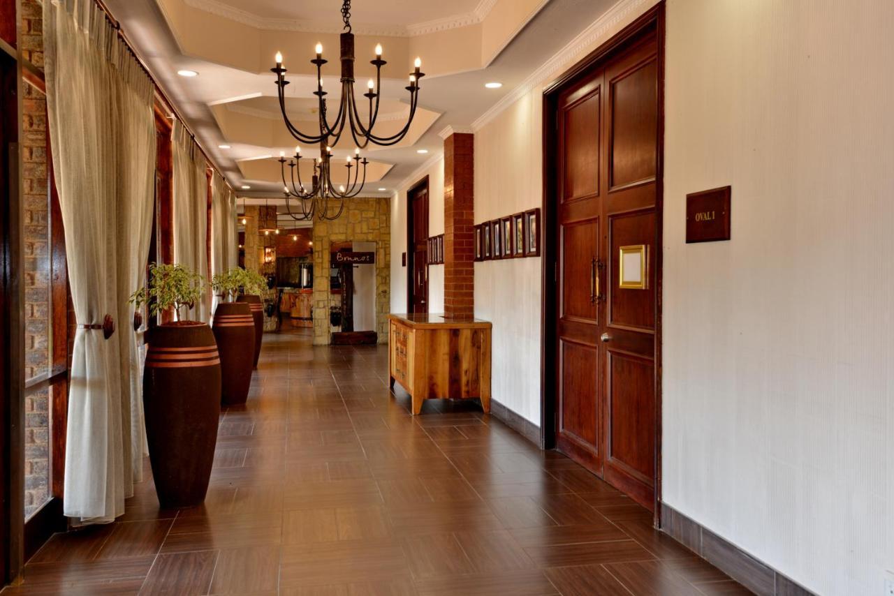 The Centurion Hotel Extérieur photo
