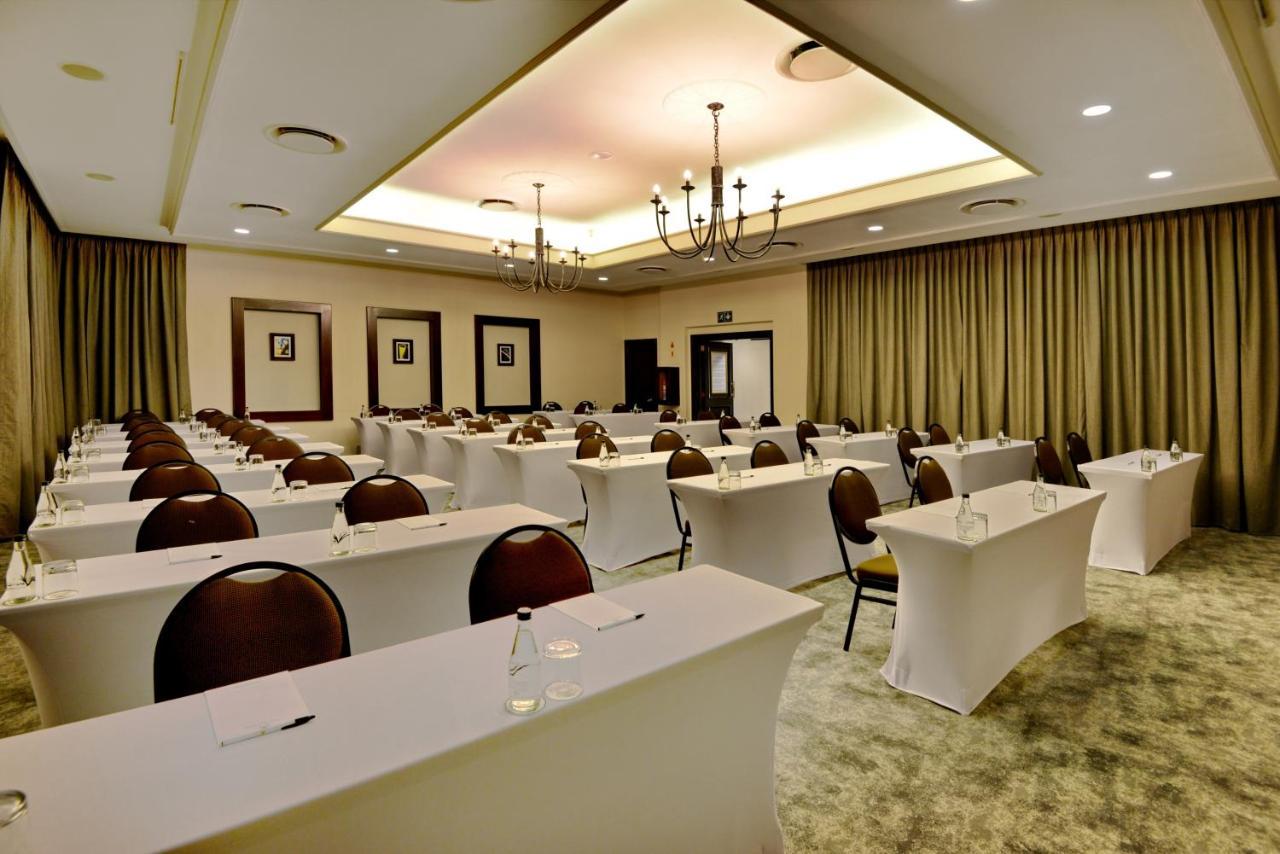 The Centurion Hotel Extérieur photo