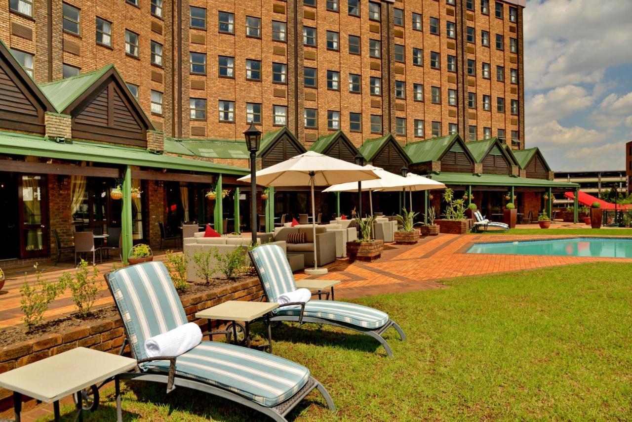 The Centurion Hotel Extérieur photo