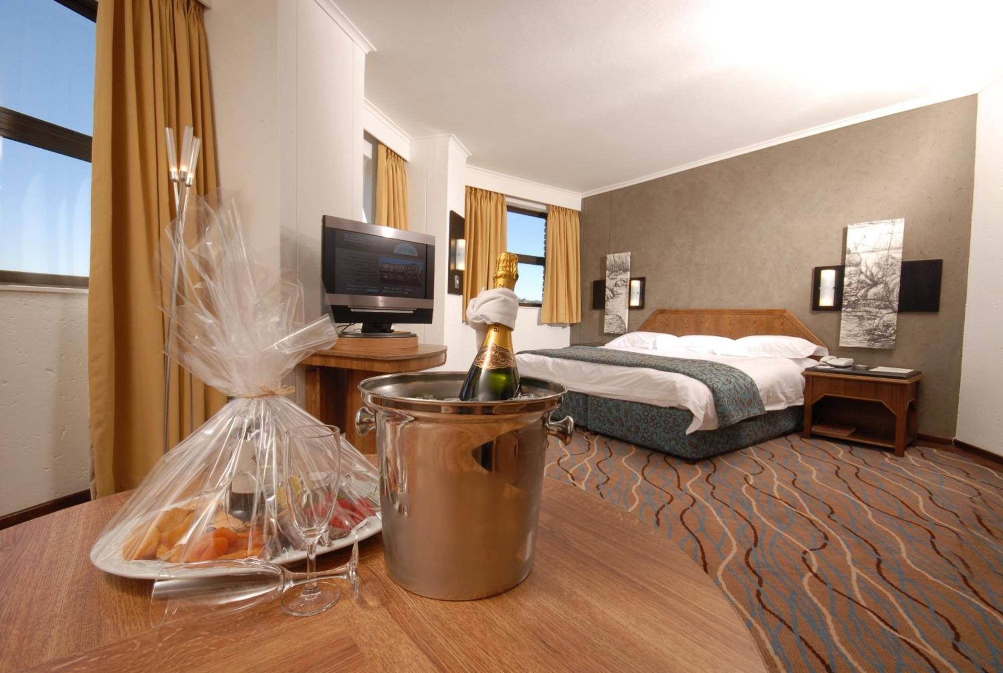 The Centurion Hotel Extérieur photo