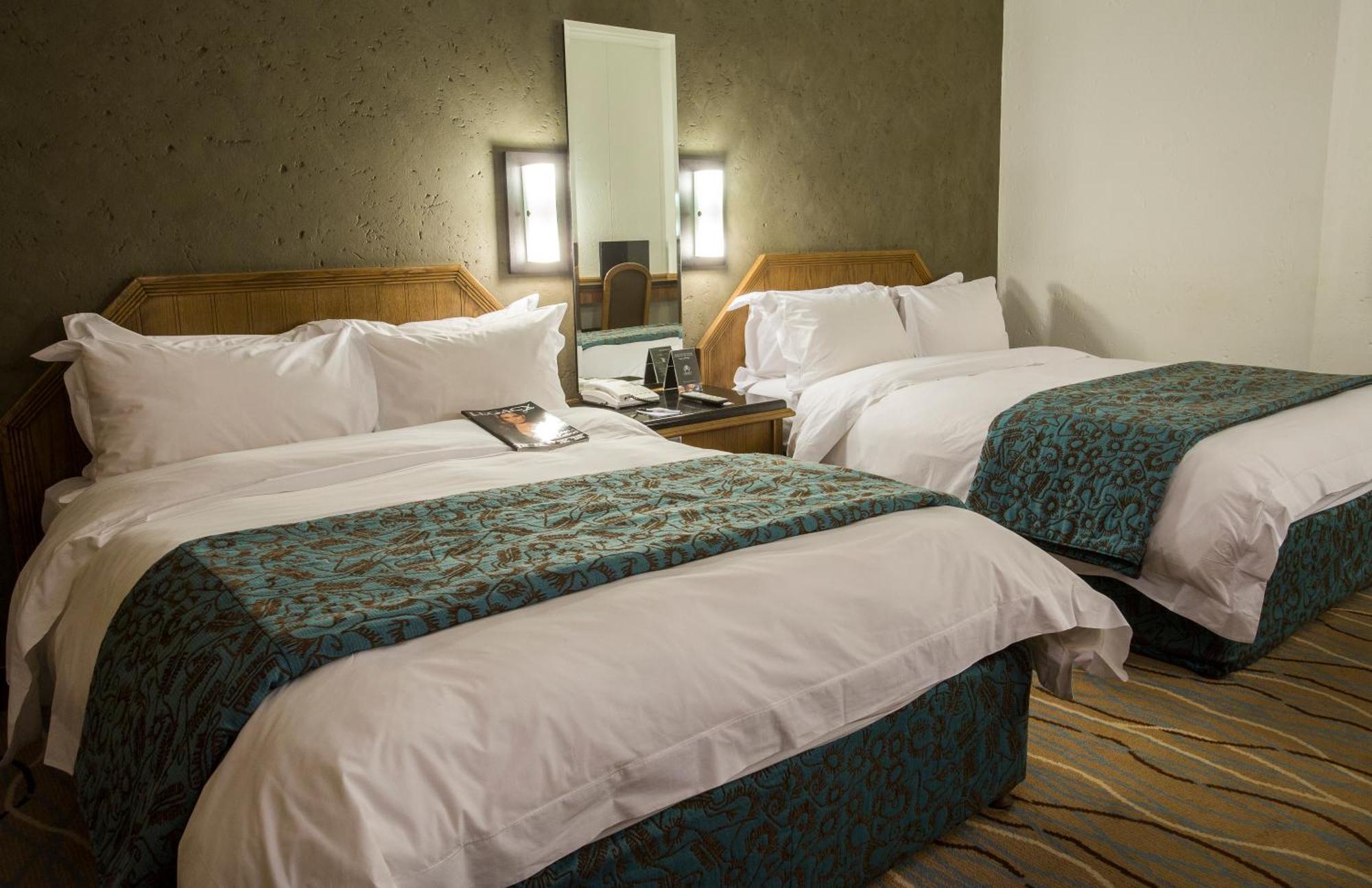 The Centurion Hotel Extérieur photo
