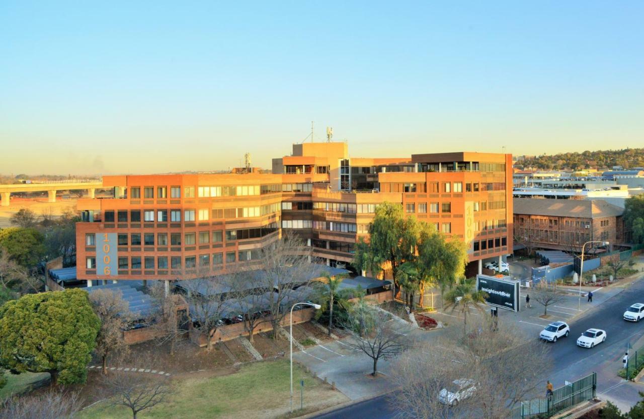 The Centurion Hotel Extérieur photo