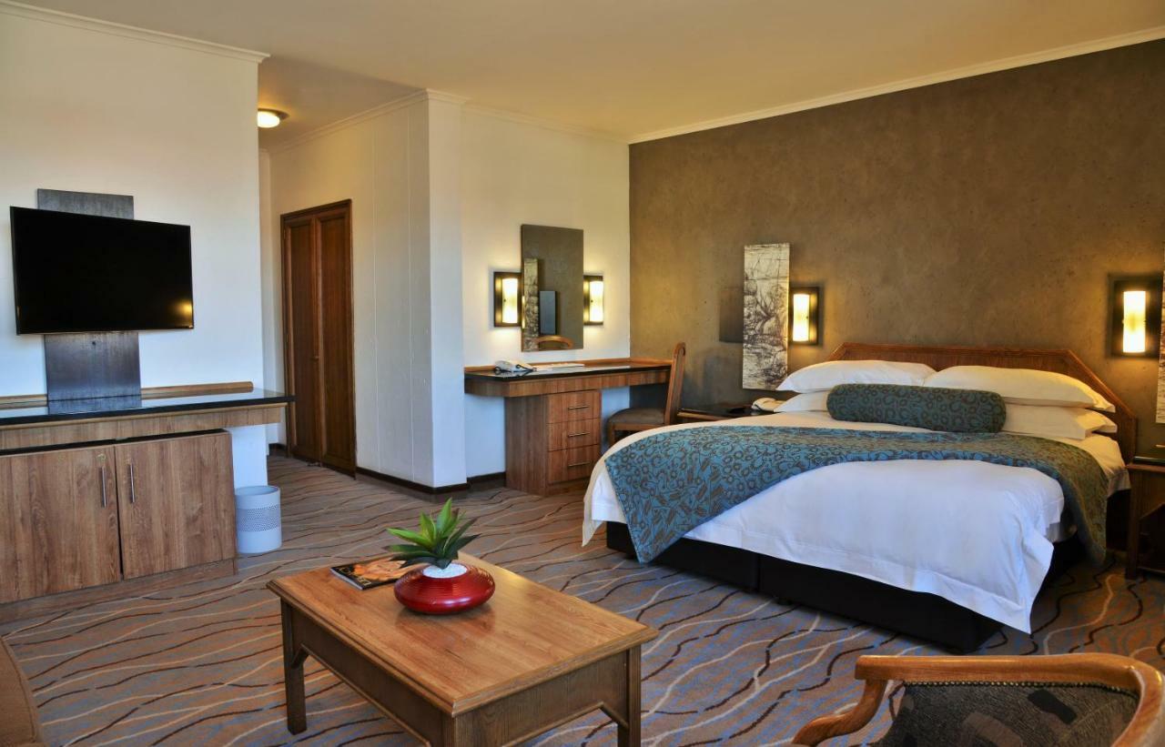 The Centurion Hotel Extérieur photo