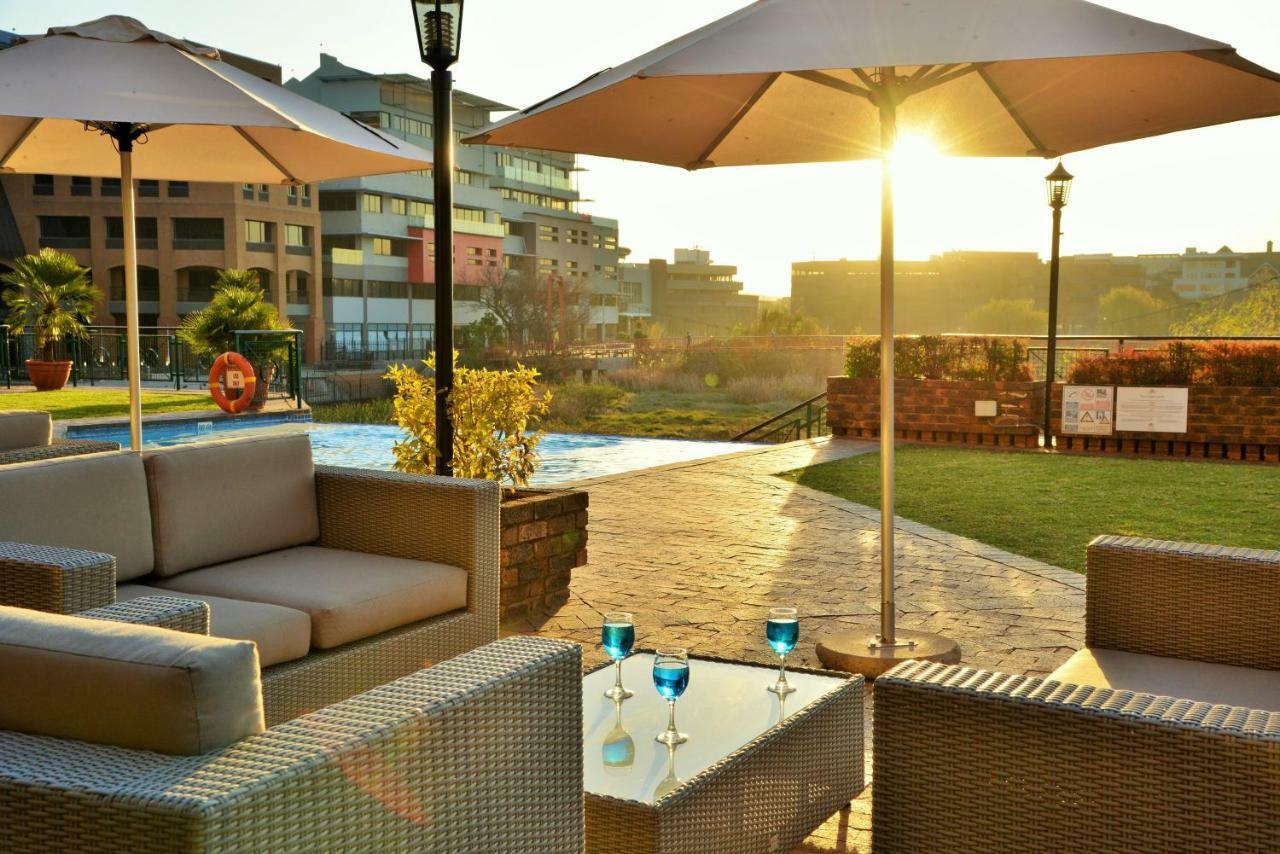 The Centurion Hotel Extérieur photo