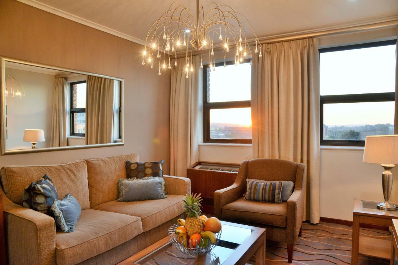 The Centurion Hotel Extérieur photo