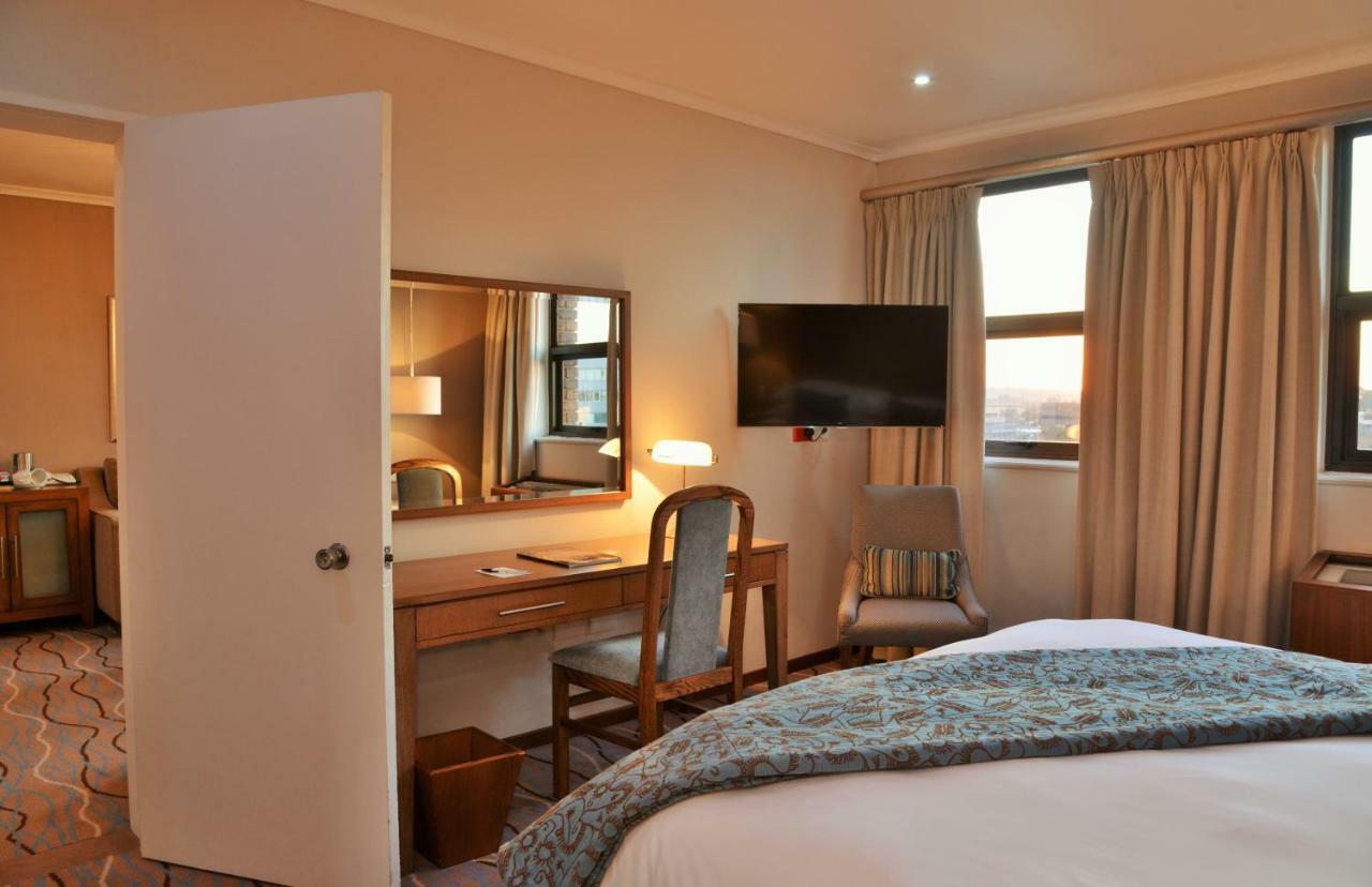 The Centurion Hotel Extérieur photo